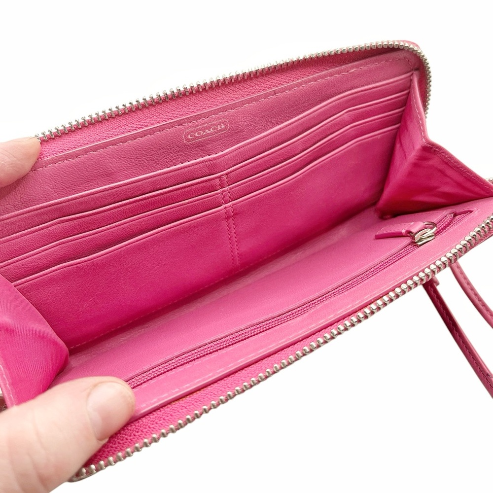 Coach Poppy Signature Pink Wallet - Picture 3 of 7
